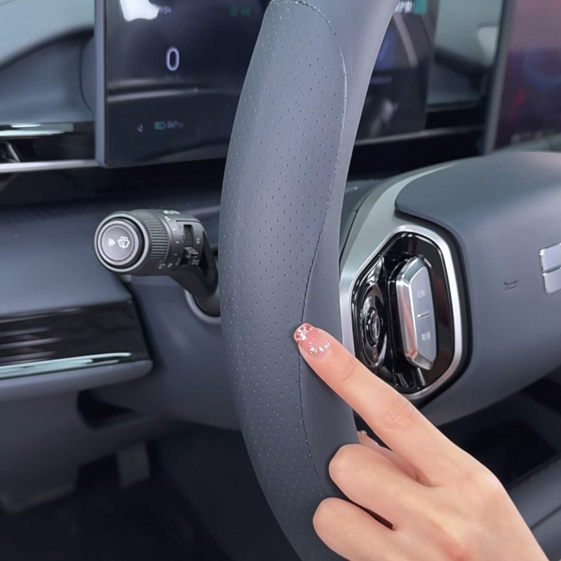 吉利ギャラクシー E5 EX5 2024-2026 車のステ - Car Steering Wheel Cover Anti Slip Breathable のレビューと価格
